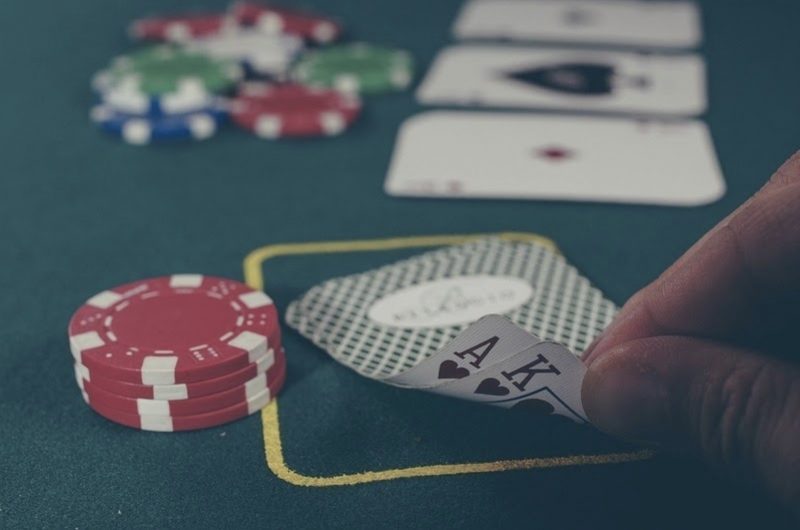 Follow this informative guide to learn about online gambling platforms and their benefits
