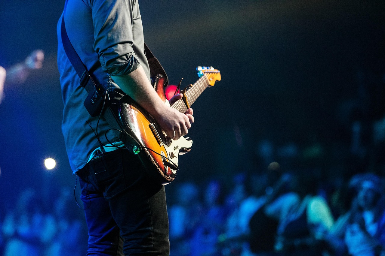 Audience, concert, guitar — Get in on the Fun at Huc99 Casino