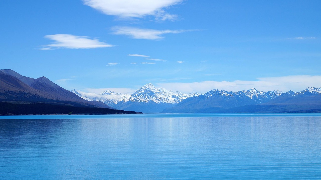 Mountains, snow, new zealand — Elche Escorts - Deluxe Escort And Massage Services For Everyone