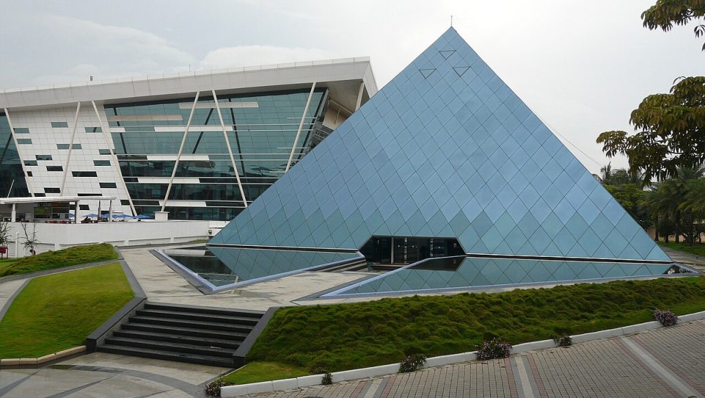 Infosys hiring freshers